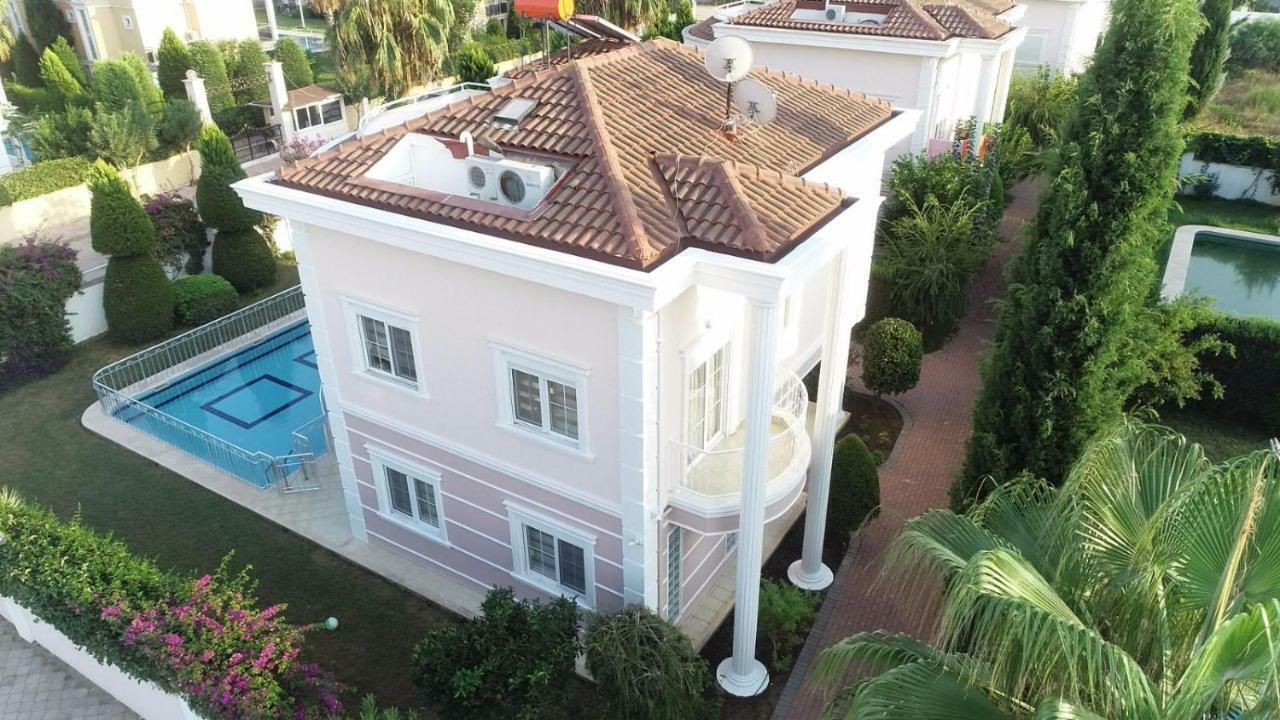 Villa Aslam, Belek Mahallesi 218 Sokak No 4C Tolerance Golf Sitesi C-1 Blok, Serik, Antalya Buitenkant foto